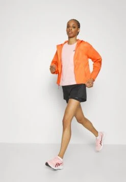 Saucony Elevate Packaway Jacket - Runningjack - Zenith -Saucony 0bf6aa7e15a040e98b8efa052ff87295