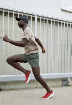 Saucony Kinvara 14 - Hardloopschoenen Neutraal - Red Poppy -Saucony 615f808a931e4b35b1ae236455179370