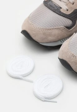 Saucony Shadow 5000 - Sneakers Laag - Sand/White -Saucony 983639fa03104e209edf46e7a1eaa35b