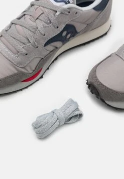 Saucony Dxn Trainer Unisex - Sneakers Laag - Navy/Gray -Saucony c6b5a3926a824b20aee0b2880252bf3f