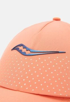 Saucony Outpace Petite Hat - Pet - Zenith -Saucony c6f7f09a0bd14767a678134a3b47da8f