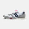 Saucony Dxn Trainer Unisex - Sneakers Laag - White/Navy -Saucony f83dcc2147004c1d95a59eac367509af