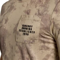 Saucony Shirt Met Korte Mouwen - Explorer - Pewter Tie Dye Print -Saucony saucony explorer short sleeve shirt pewter tie dye print 5 1451872