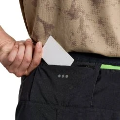 Saucony E. Utility 6" Shorts - Zwart -Saucony saucony explorer utility 6 shorts black 8 1451777