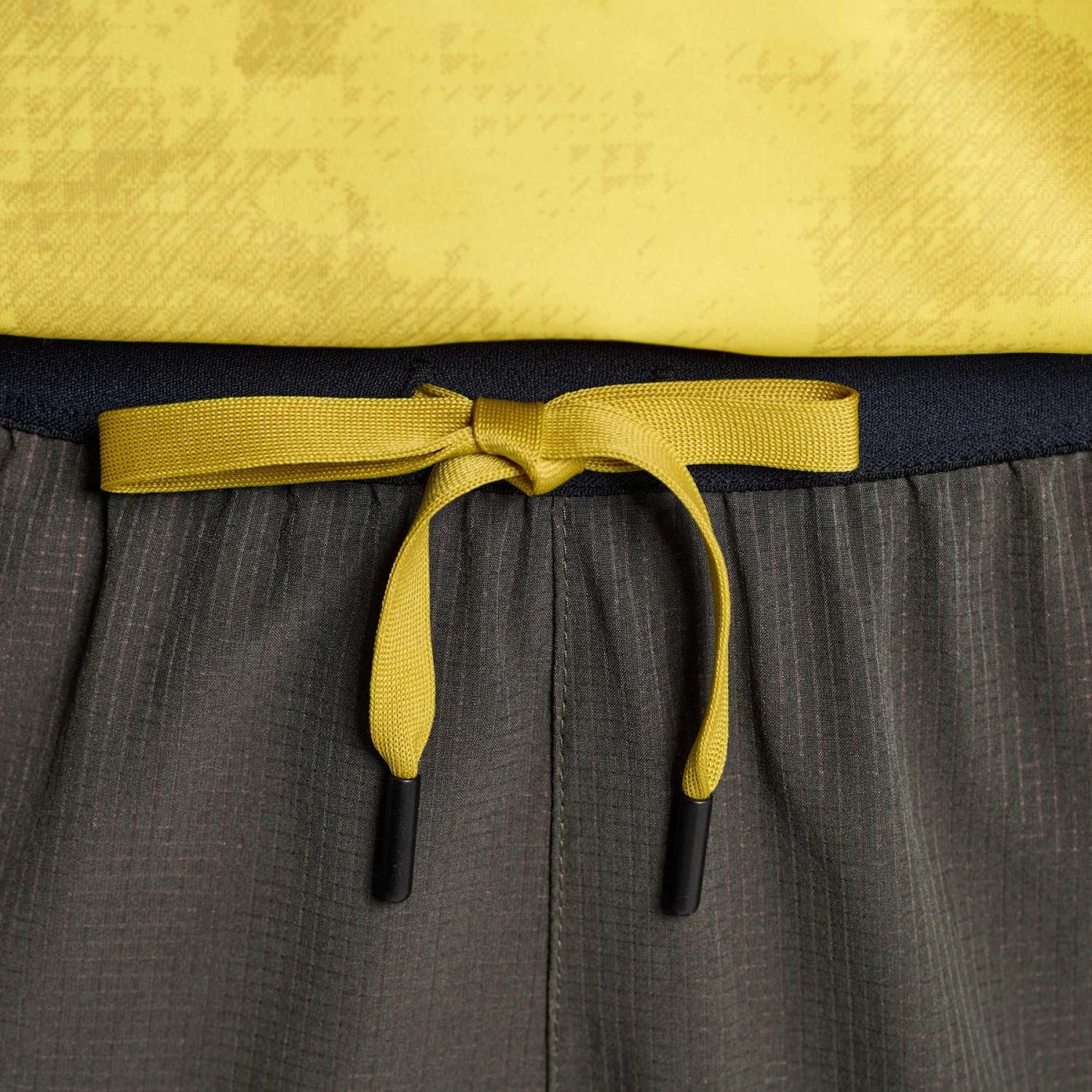 Saucony E. Utility 6" Shorts - Climbing Ivy 9 Saucony E. Utility 6" Shorts - Climbing Ivy - Afbeelding 7