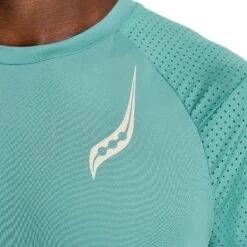 Saucony Pinnacle Shirt Met Korte Mouwen - Moss 11 Saucony Pinnacle Shirt Met Korte Mouwen - Moss -Saucony saucony pinnacle short sleeve shirt moss 5 1451820