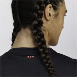 Saucony Stopwatch Women's Short Sleeve Shirt - Black -Saucony saucony stopwatch short sleeve women black 5 1326346