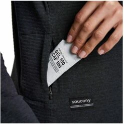 Saucony Triumph 3D 1/2 Zip Dames Shirt Met Lange Mouwen - Zwart Heather 17 Saucony Triumph 3D 1/2 Zip Dames Shirt Met Lange Mouwen - Zwart Heather -Saucony saucony triumph 3d 1 2 zip long sleeve shirt women black heather 6 1551931